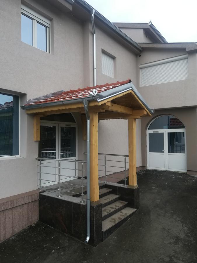 Karavan 123 Raska ภายนอก รูปภาพ